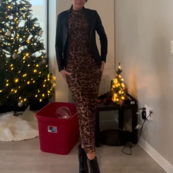 Revolve dress - Picture 7 of 7